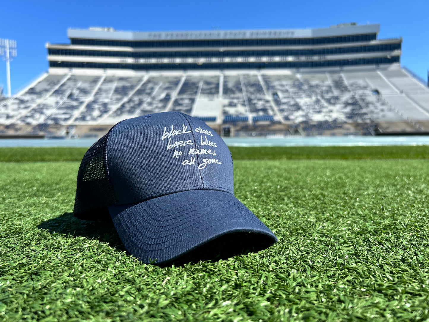 Black Shoes, Basic Blues Trucker Cap